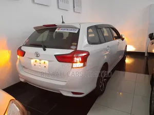 Toyota Corolla Fielder 2018 White