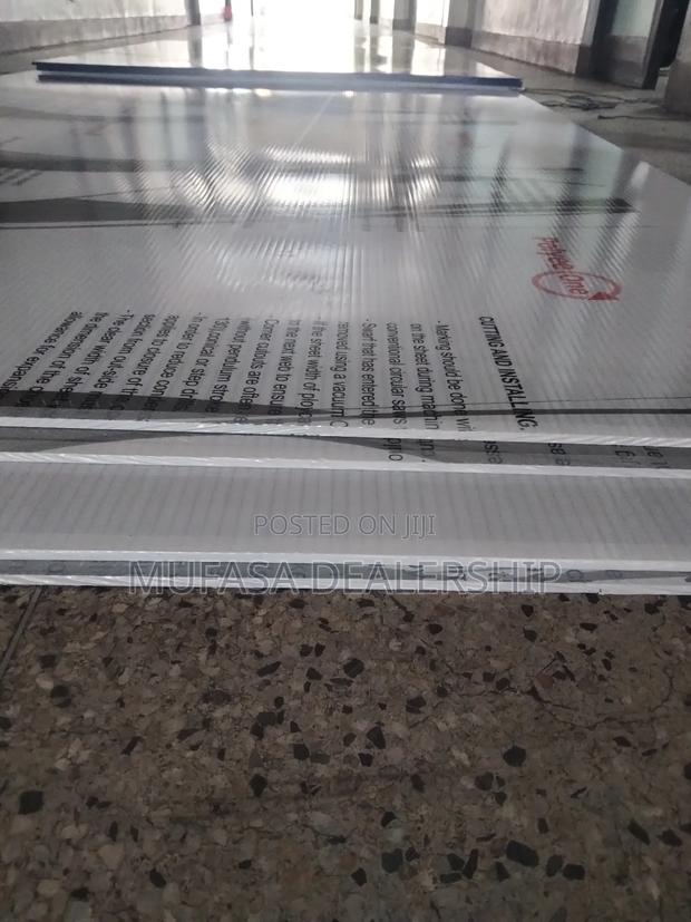 Thermoplastic Polycarbonate~Polycarbonated Sheets - thumbnail 3