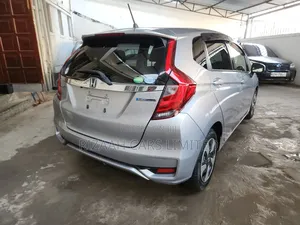 Honda Fit 2018 Silver