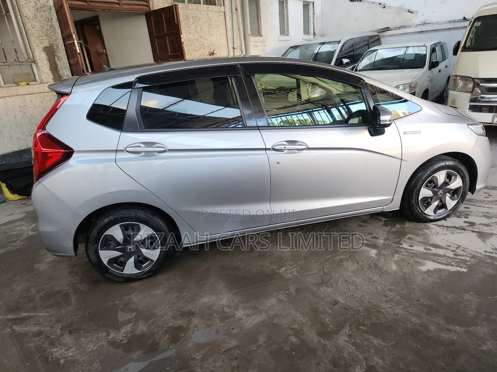 Honda Fit 2018 Silver