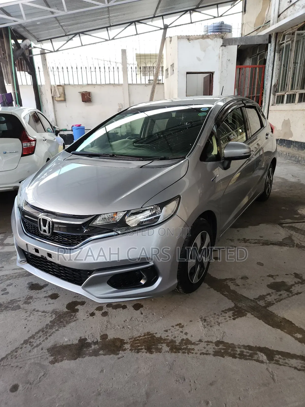 Honda Fit 2018 Silver