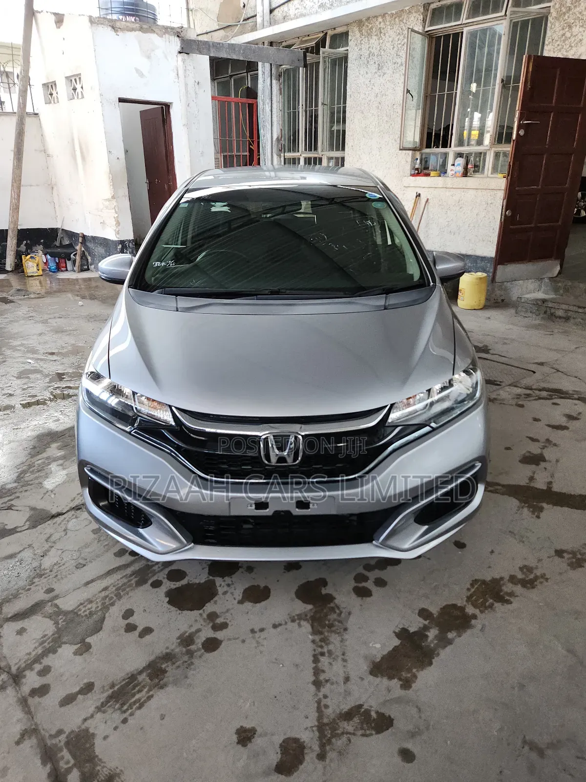 Honda Fit 2018 Silver