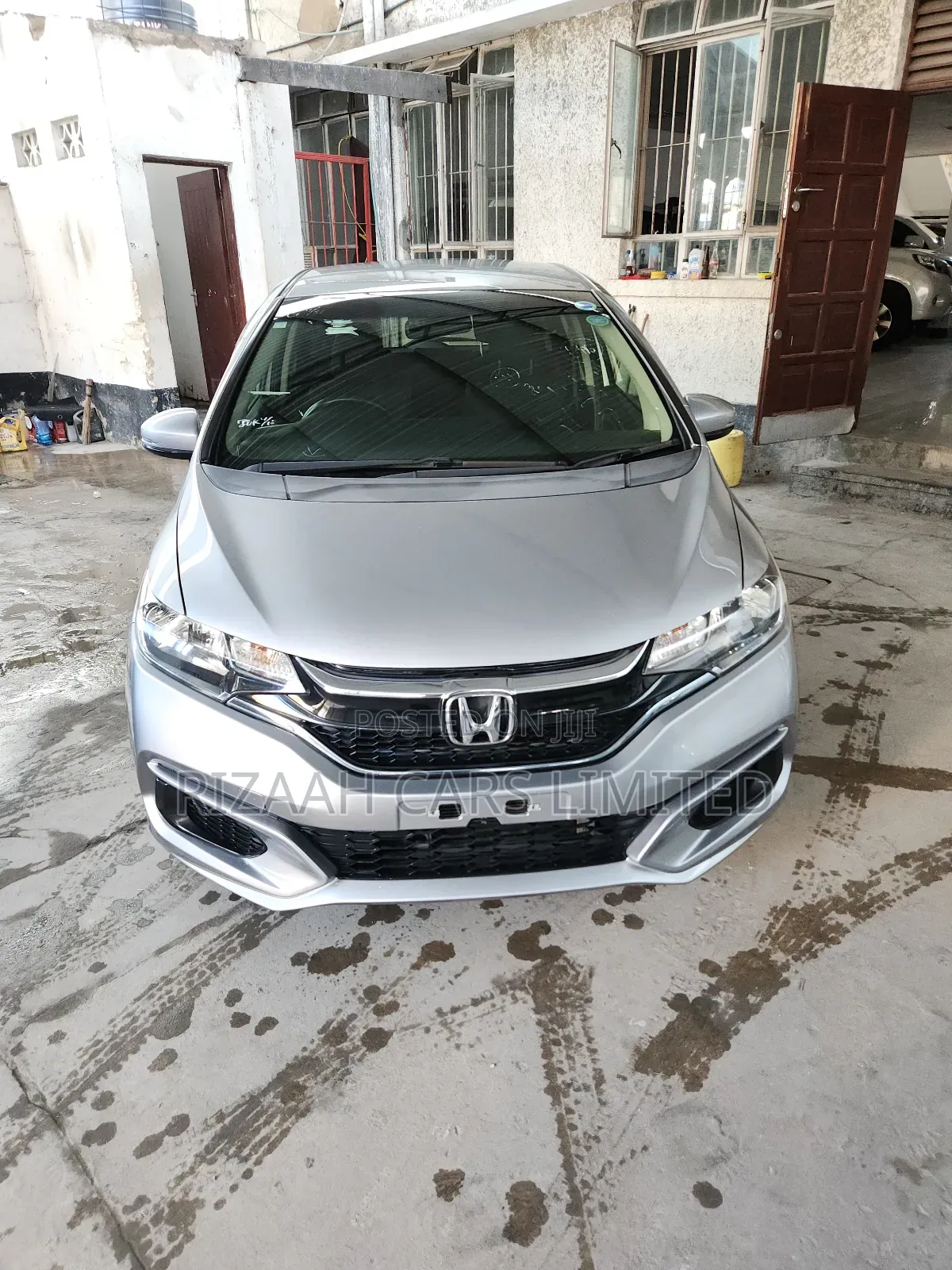 Honda Fit 2018 Silver
