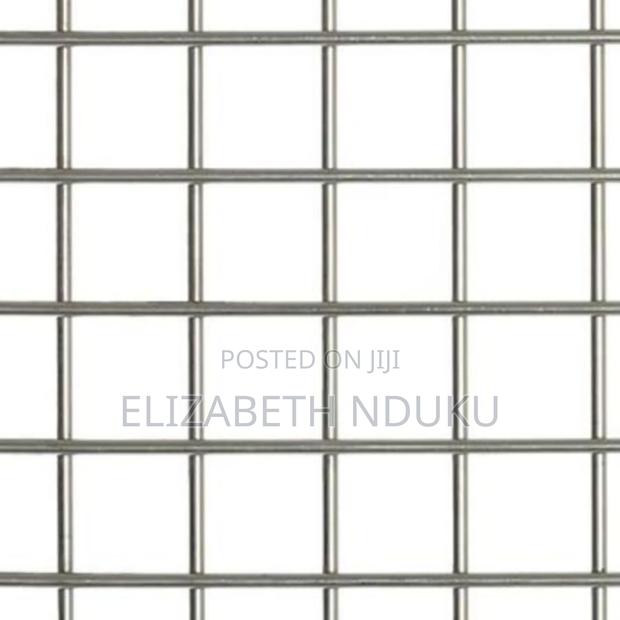 Uniform Grided Square Welded Mesh