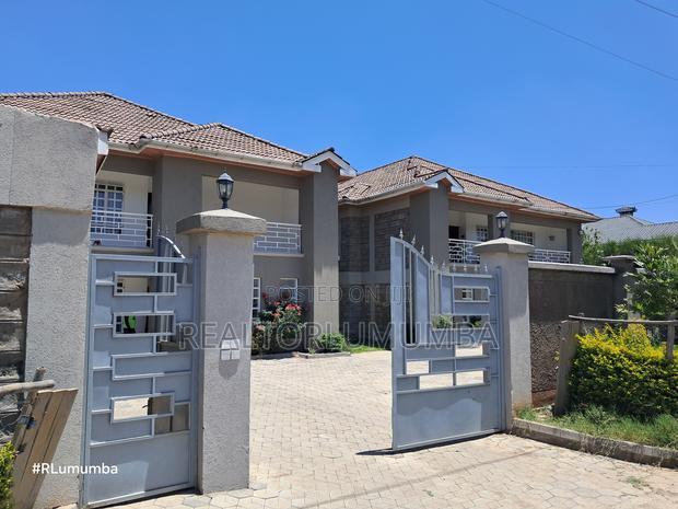3bdrm Duplex in Gateway Mall Area for rent - thumbnail 3