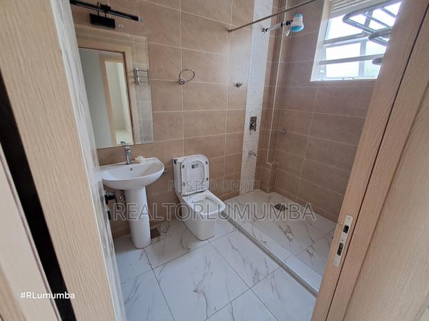 3bdrm Duplex in Gateway Mall Area for rent - thumbnail 16