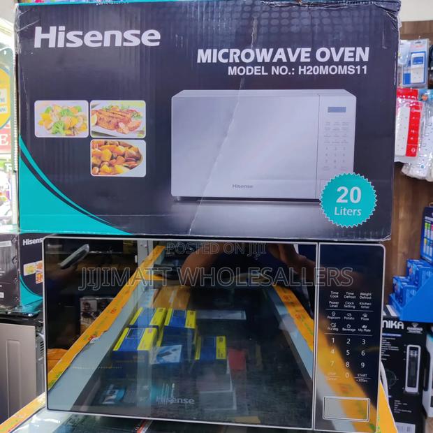 Hisense Silver Digital Microwave