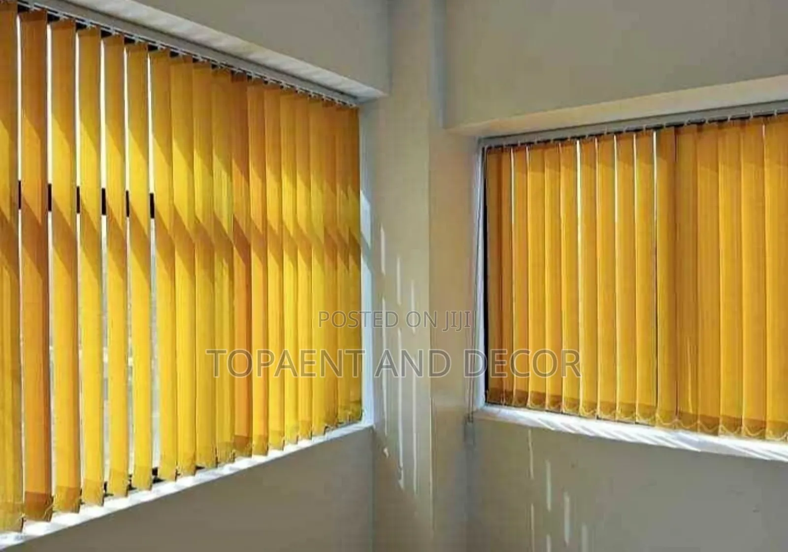 Easy to Operate Vertical Blinds With Strong Mechanism