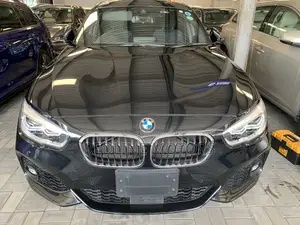 BMW 118i 2018 Black