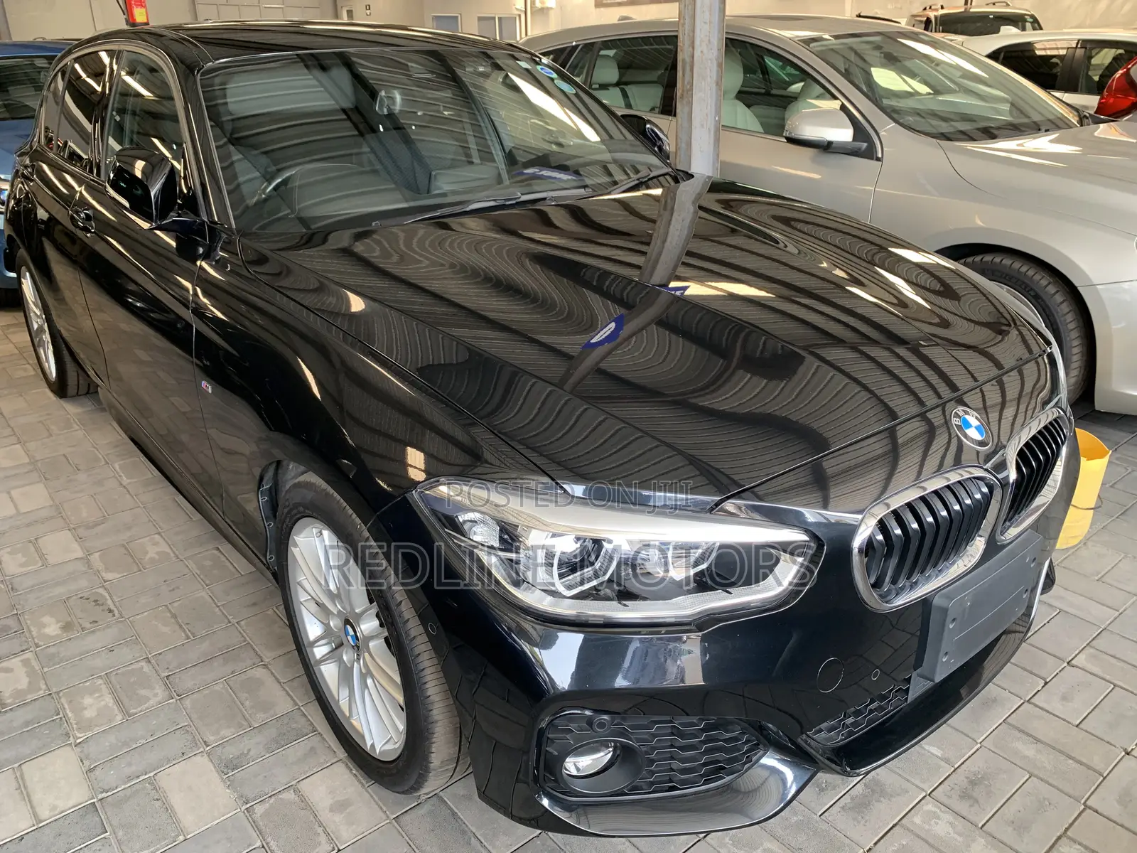 BMW 118i 2018 Black