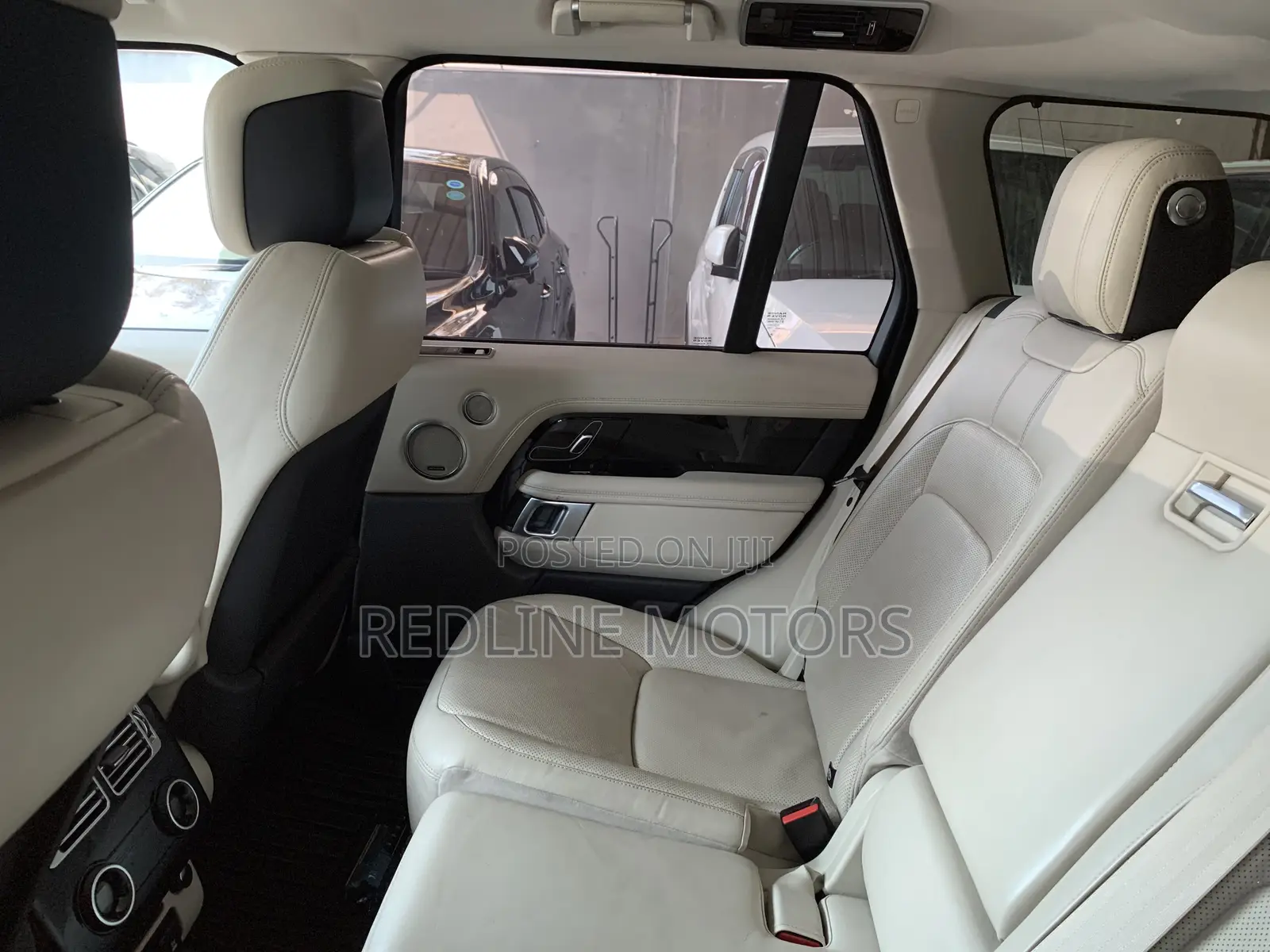 Land Rover Range Rover Vogue 2019 Gold