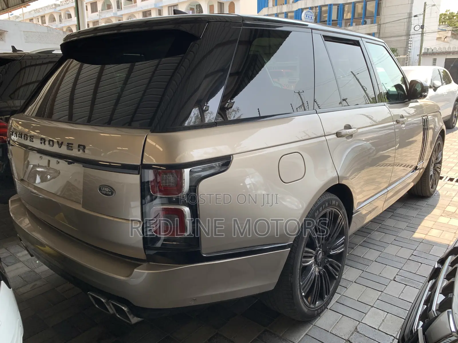 Land Rover Range Rover Vogue 2019 Gold