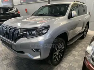 Toyota Land Cruiser Prado 2.8 2021 Silver