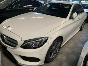 Mercedes-Benz C220 Base 2018 White