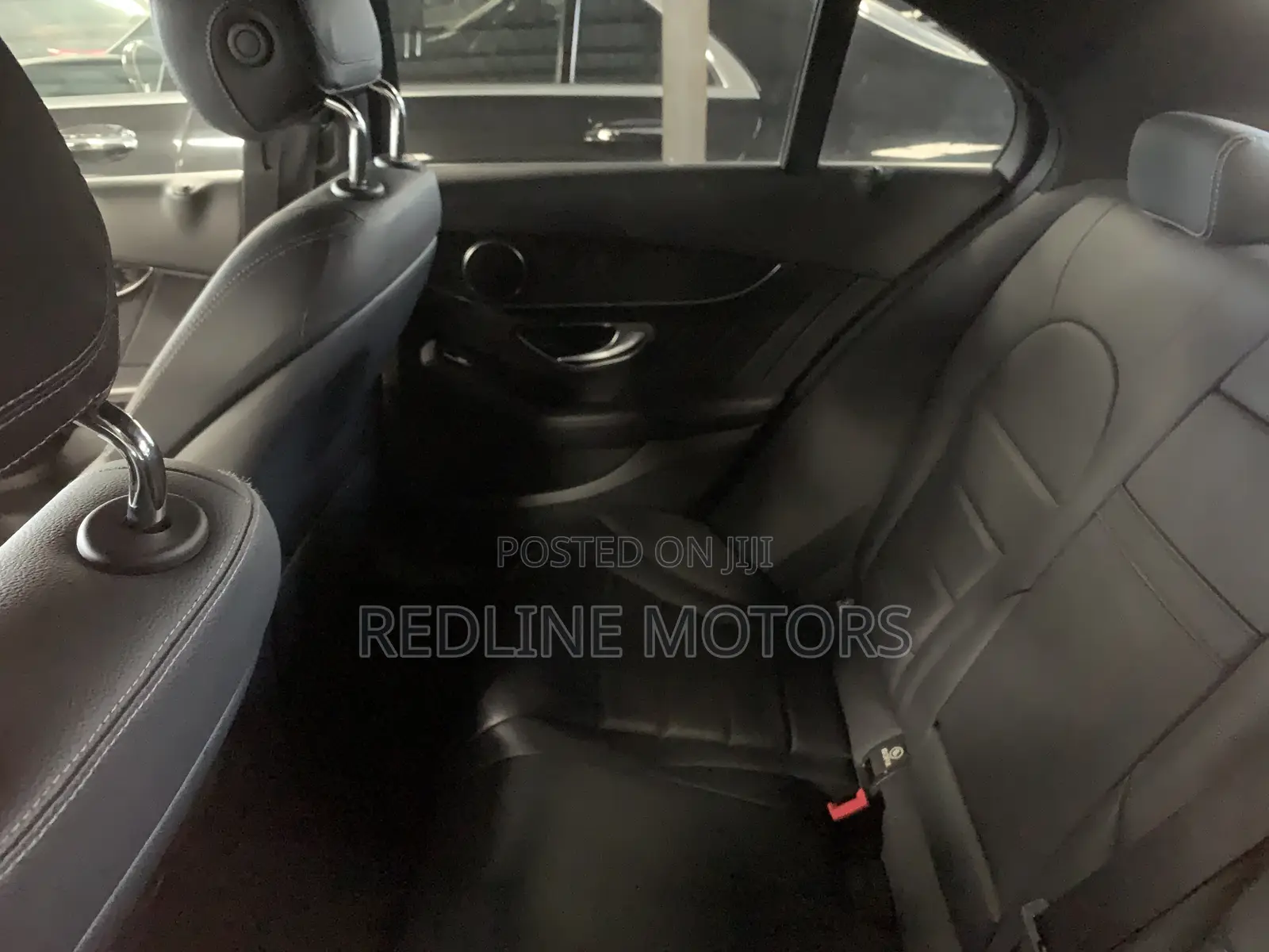 Mercedes-Benz C220 Base 2018 White