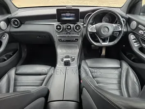 Mercedes-Benz GLC-Class 2019 White