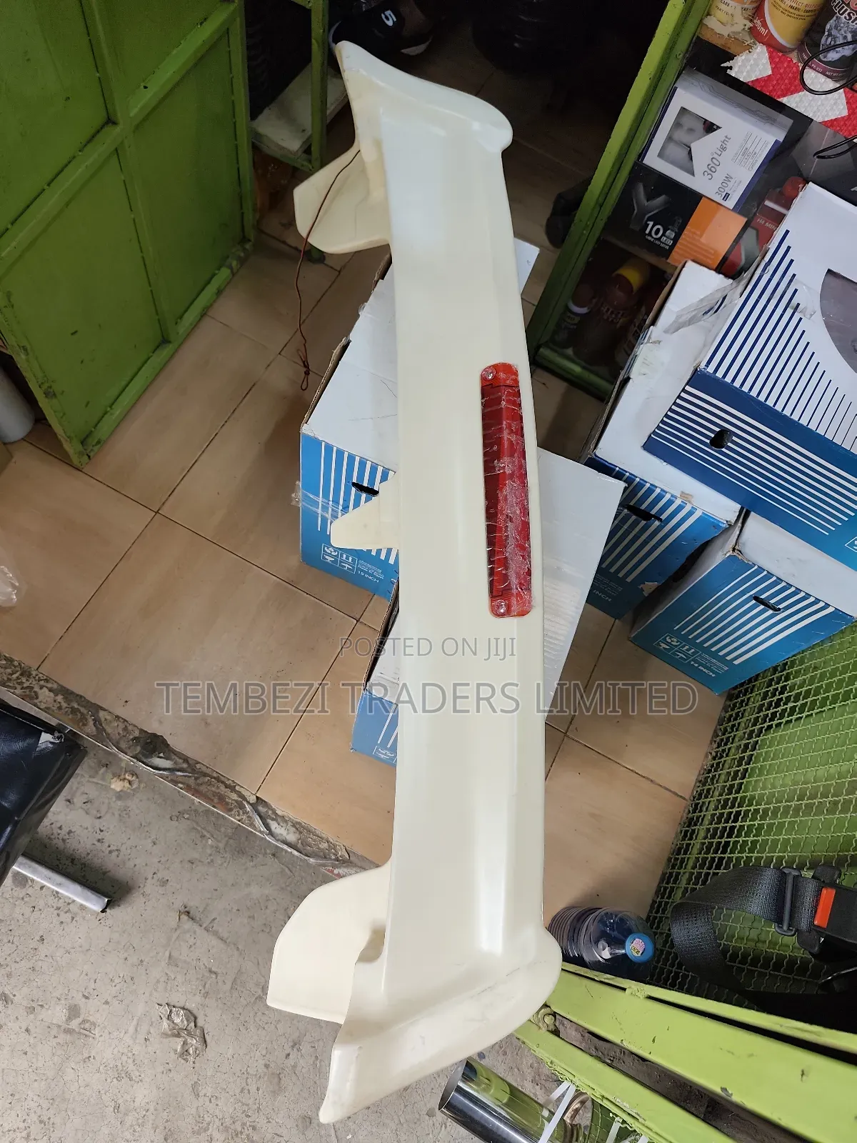 Spoiler Mitsubishi Pajero Io