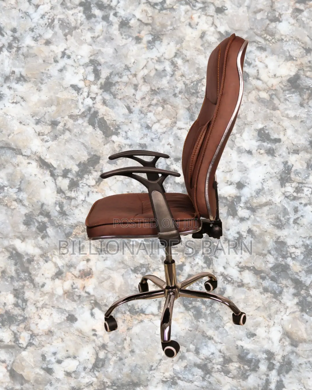 Plush Ergonomic Executive Leather Chair | Padded Armrests