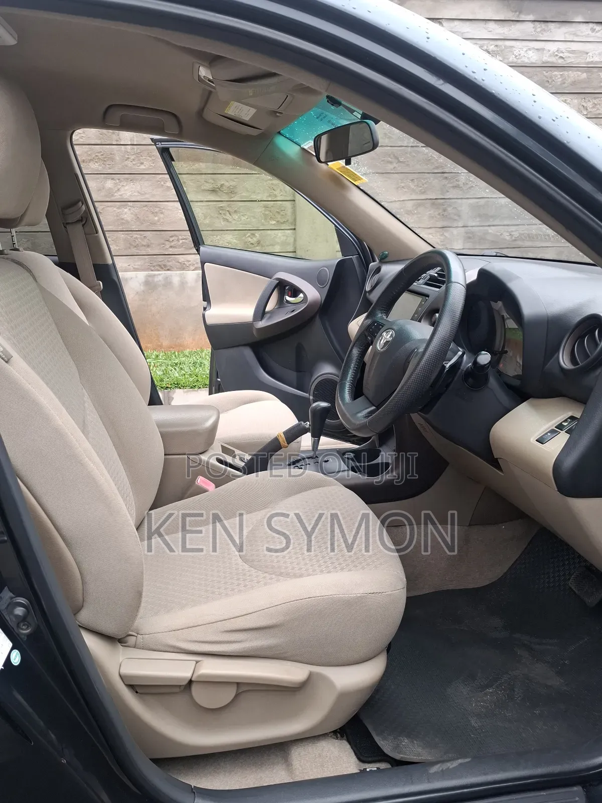 Toyota Vanguard 2012 Gray