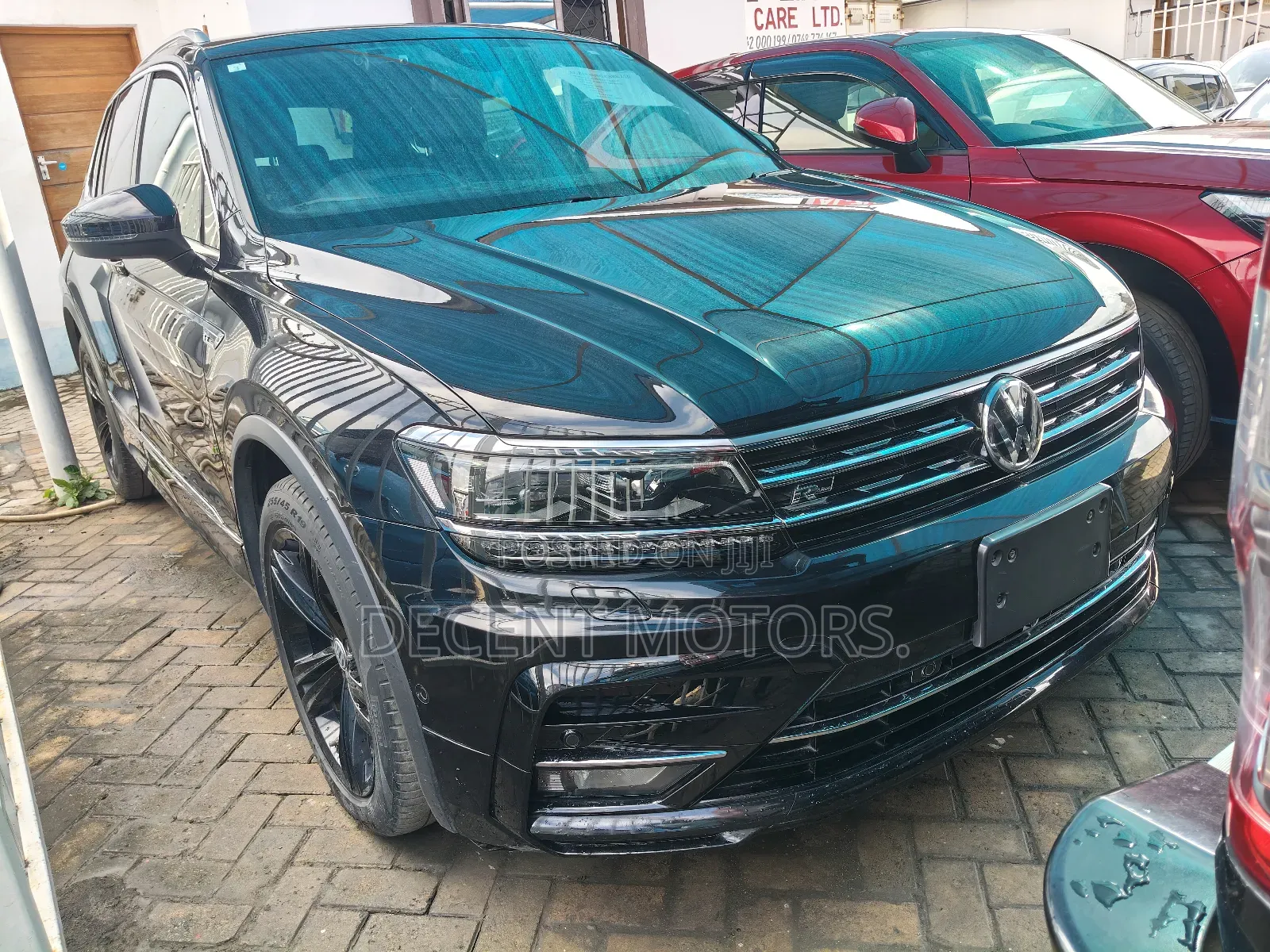 Volkswagen Tiguan 2.0T SEL R-Line Black AWD 4MOTION 2019 Black