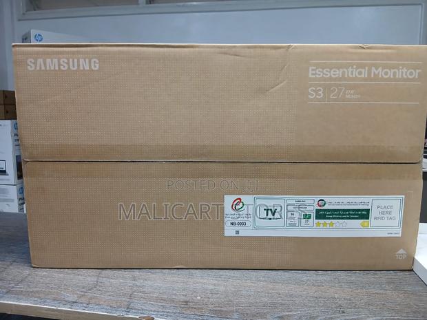 Samsung S3 27′′ Essential Monitor