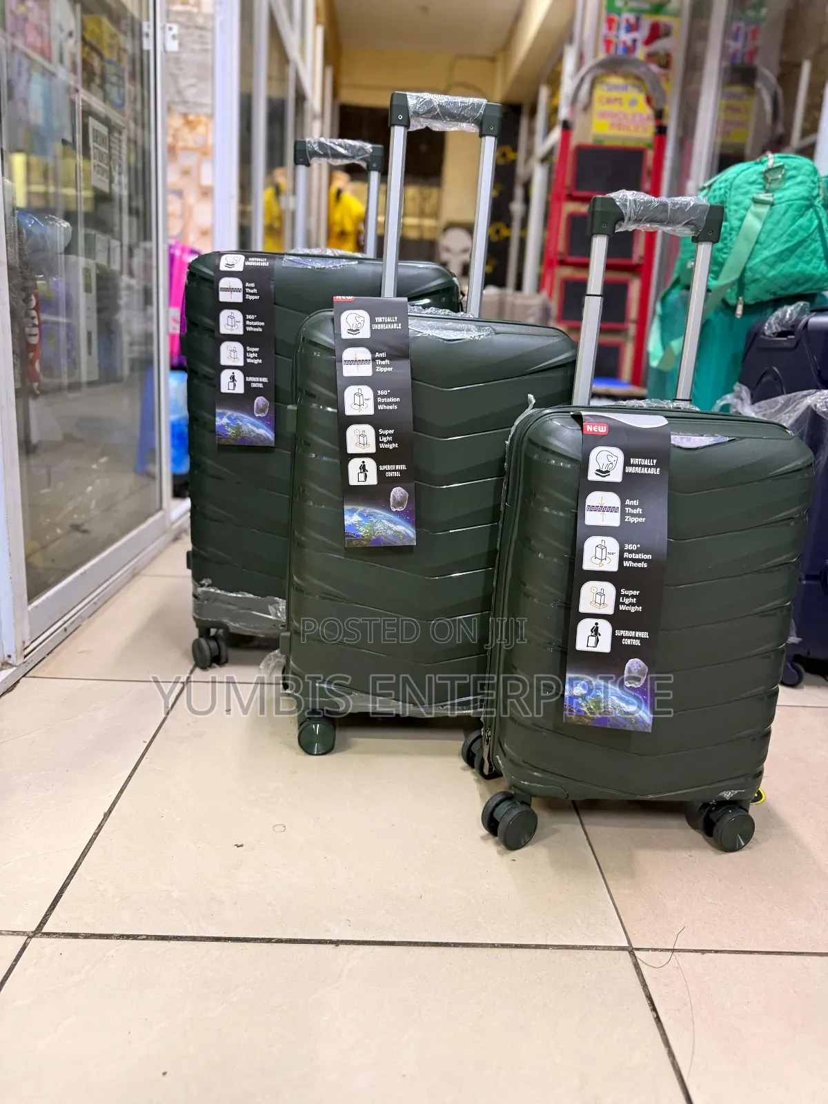 Jungle Green Premium Quality Suitcases 3 In1 Set Size 27 at 7000 Only