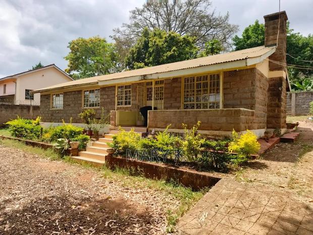 3bdrm Bungalow in Ring Road, Nyeri Town for sale
