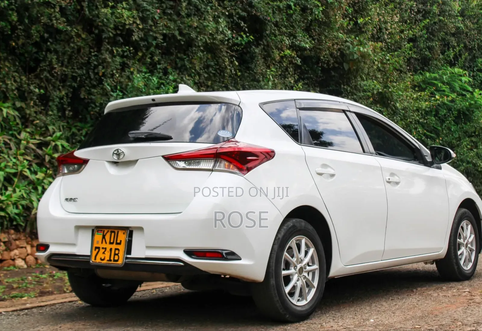 Toyota Auris 2015 Pearl