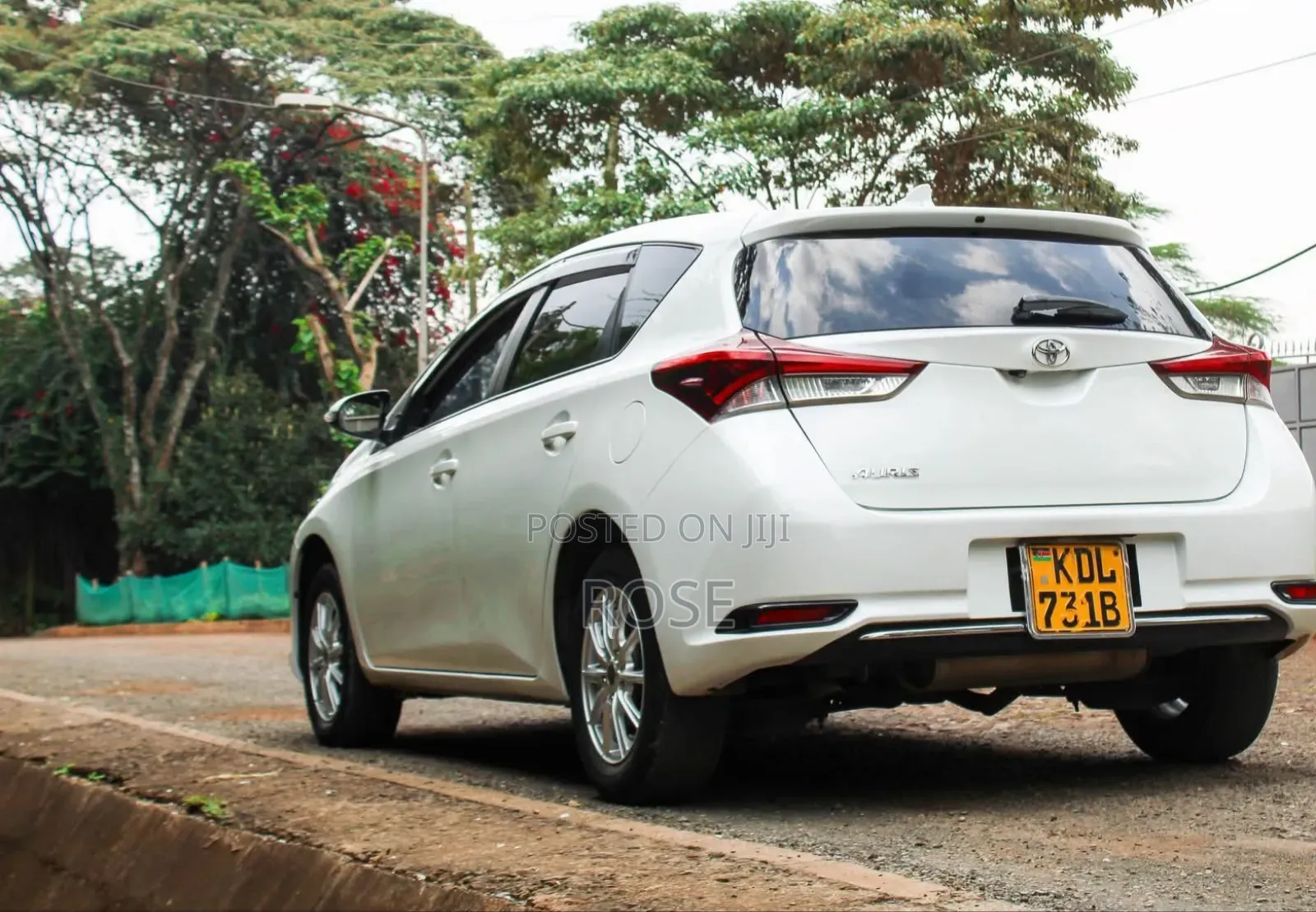 Toyota Auris 2015 Pearl