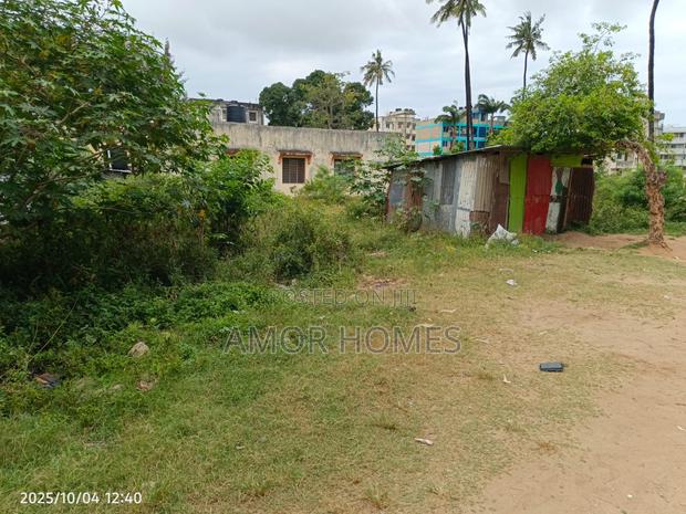 Plot4 Sale - thumbnail 4