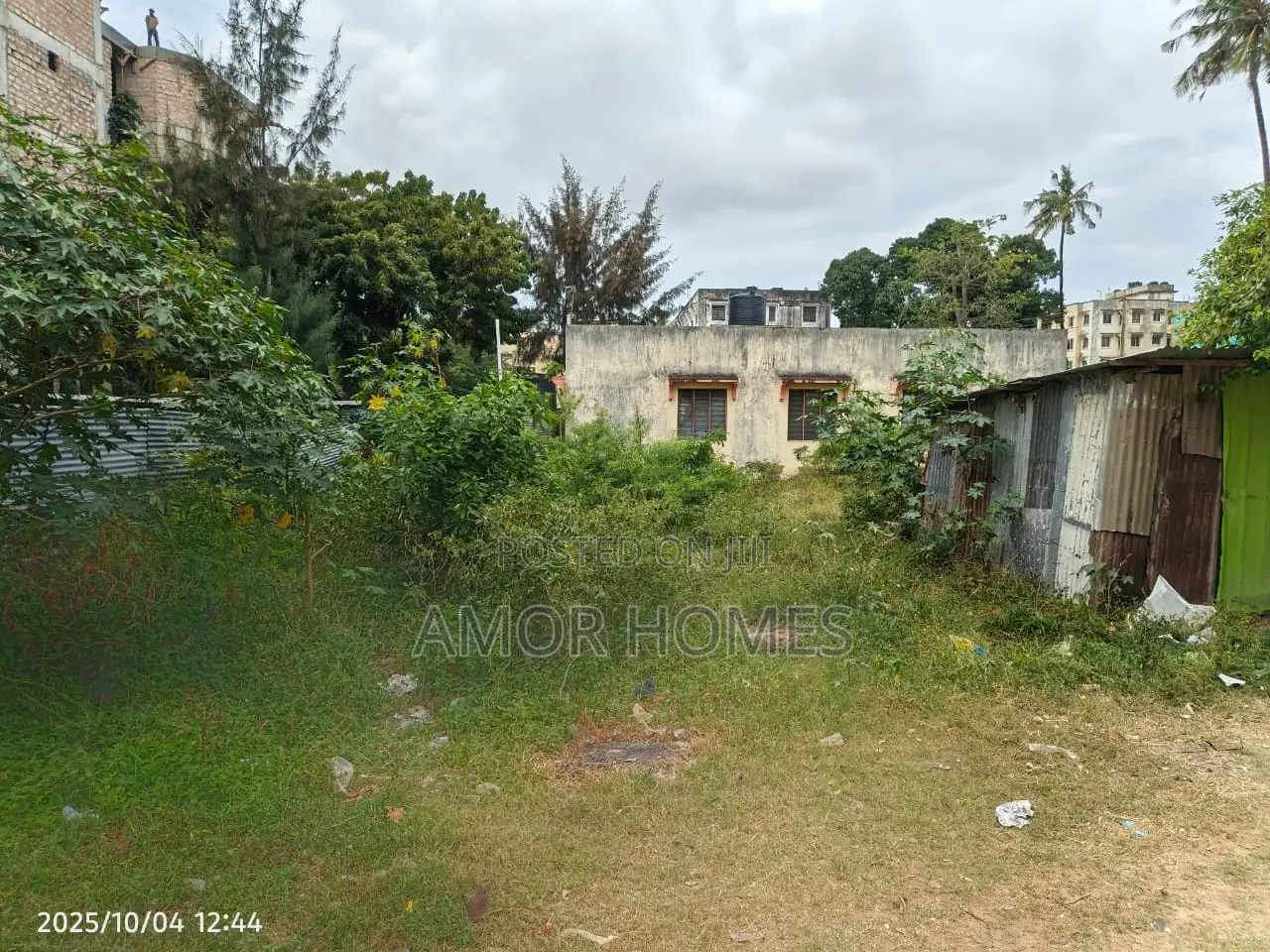 Plot4 Sale