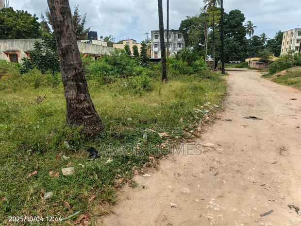 Plot4 Sale - thumbnail 10