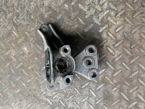 Engine Mounting Honda Crv