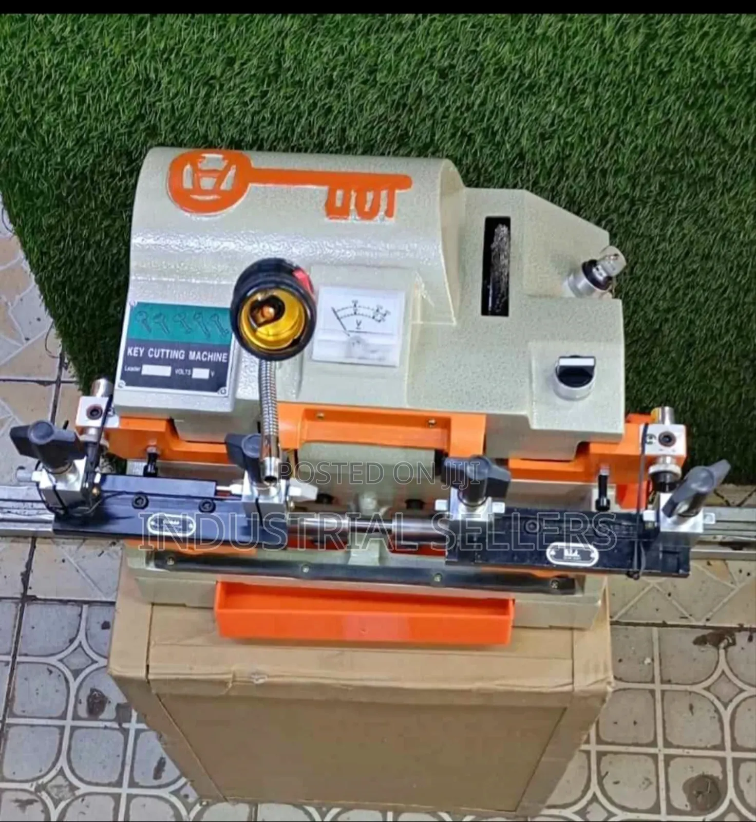 Multifunctional Key Cutting Machine