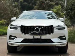 Volvo XC60 T5 Inscription AWD 2019 White