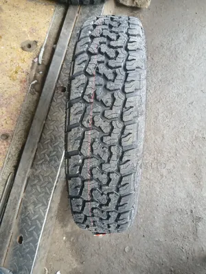 LCH Tyre 95r15c. 8pr