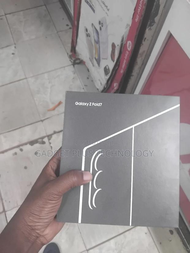 New Samsung Galaxy Z Fold7 512 GB Black - main view