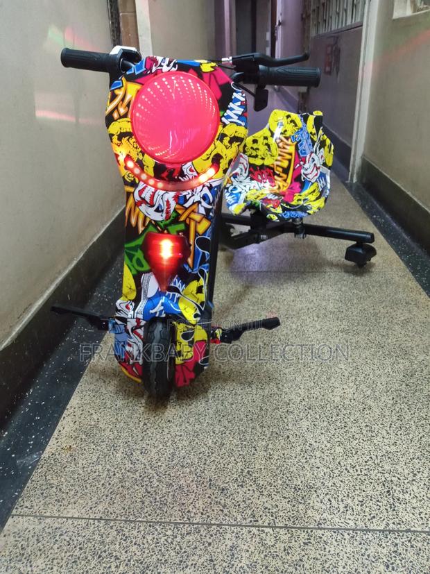 Electric Drift Zone. Kids Scooter