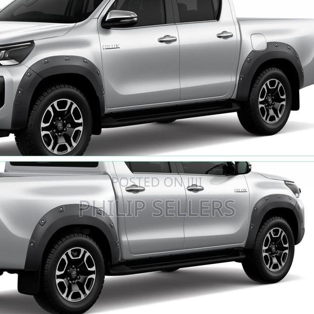Toyota Hilux Accessories, 2020-2025 Double Cab Fender Flares, - thumbnail 2