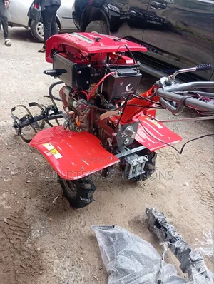 Hand Operated Power Tiller