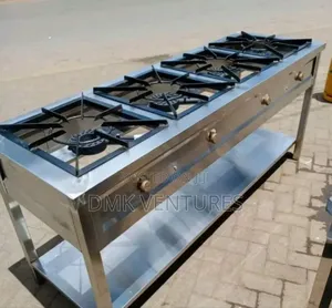 Extravagant Liner Four Burners Gas Cooker Stainless