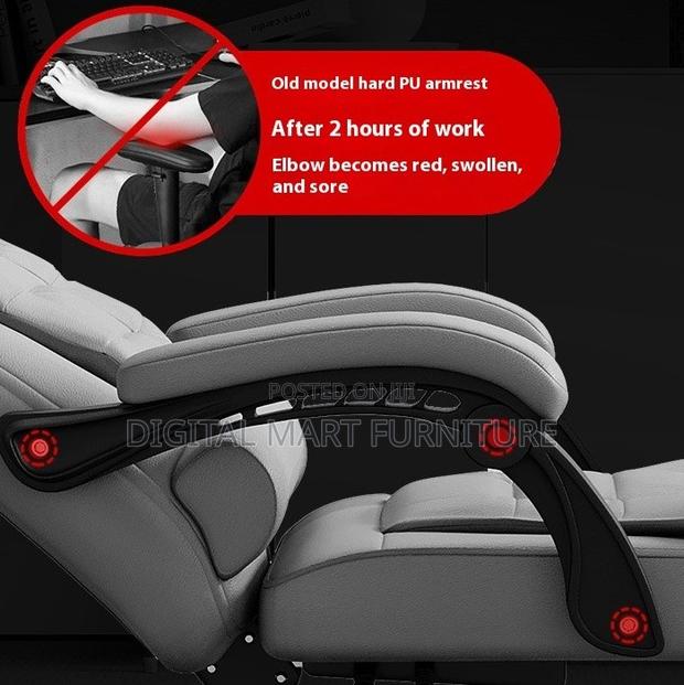 Office Chair: Black Simple Modulally Office Chair - thumbnail 5
