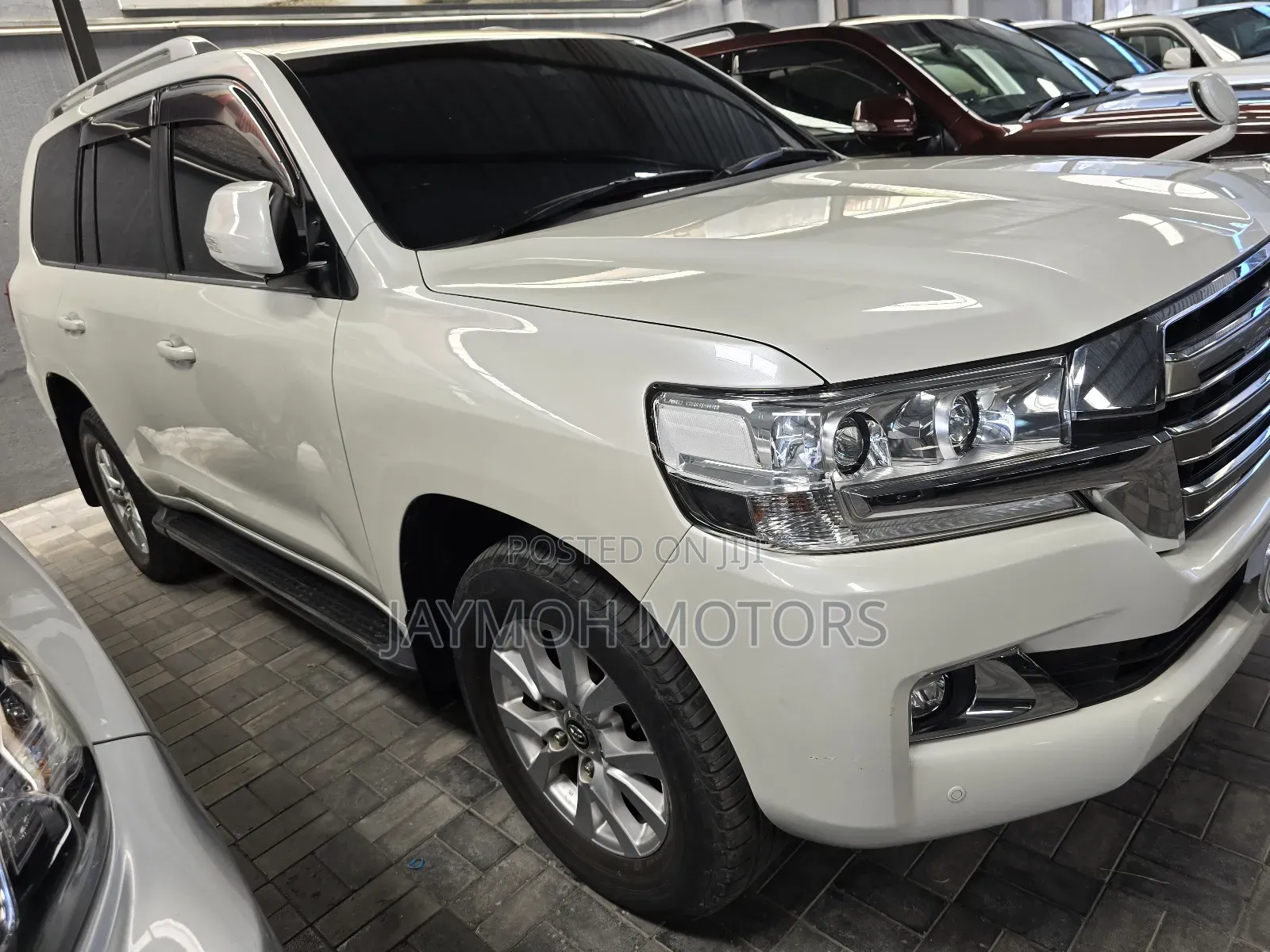 Toyota Land Cruiser 2018 White