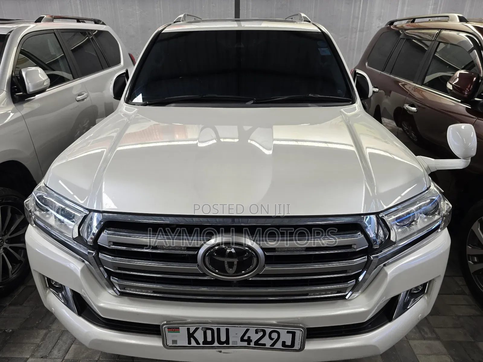 Toyota Land Cruiser 2018 White
