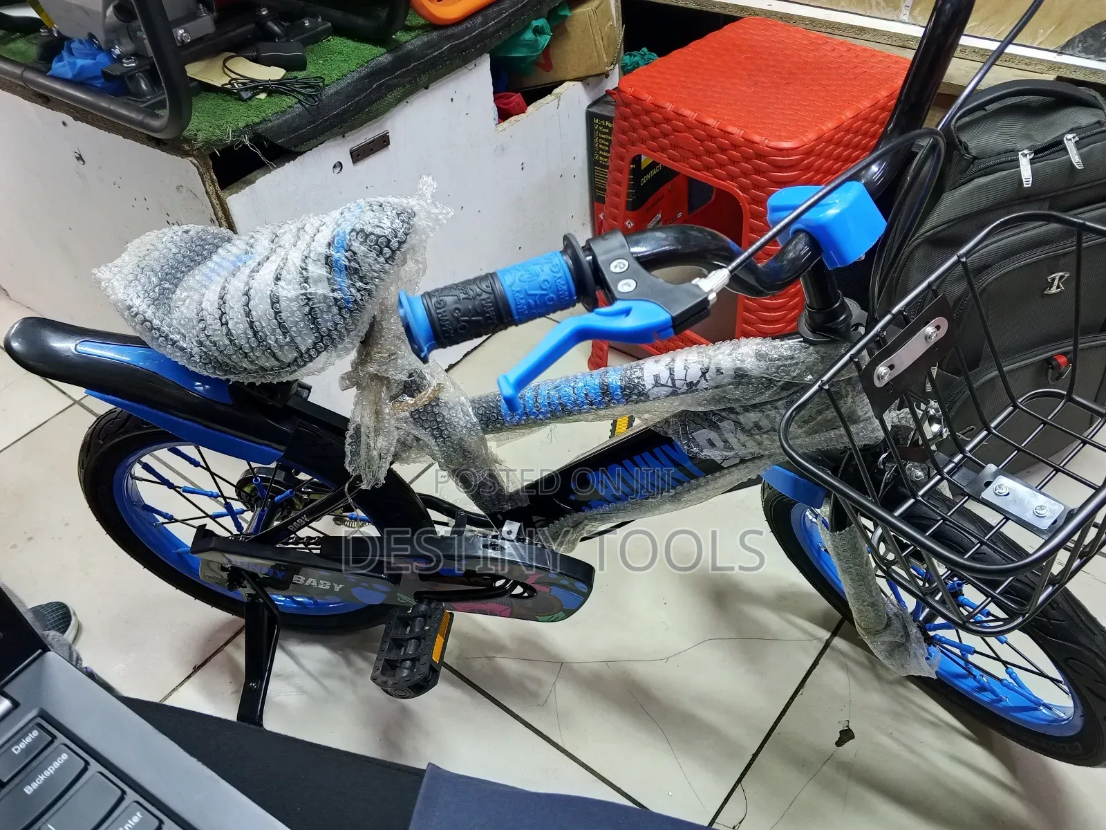 Size 16 Kids Bike/Bonny Bike