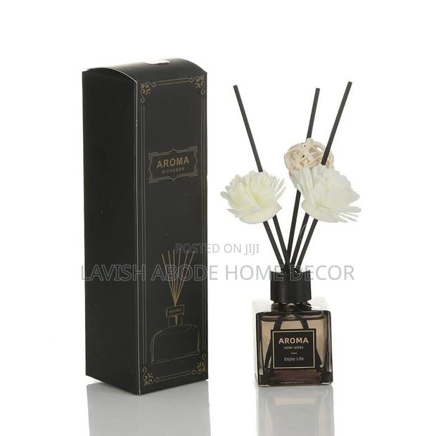 Aromatherapy Reed Diffussers Black Bottle - thumbnail 3