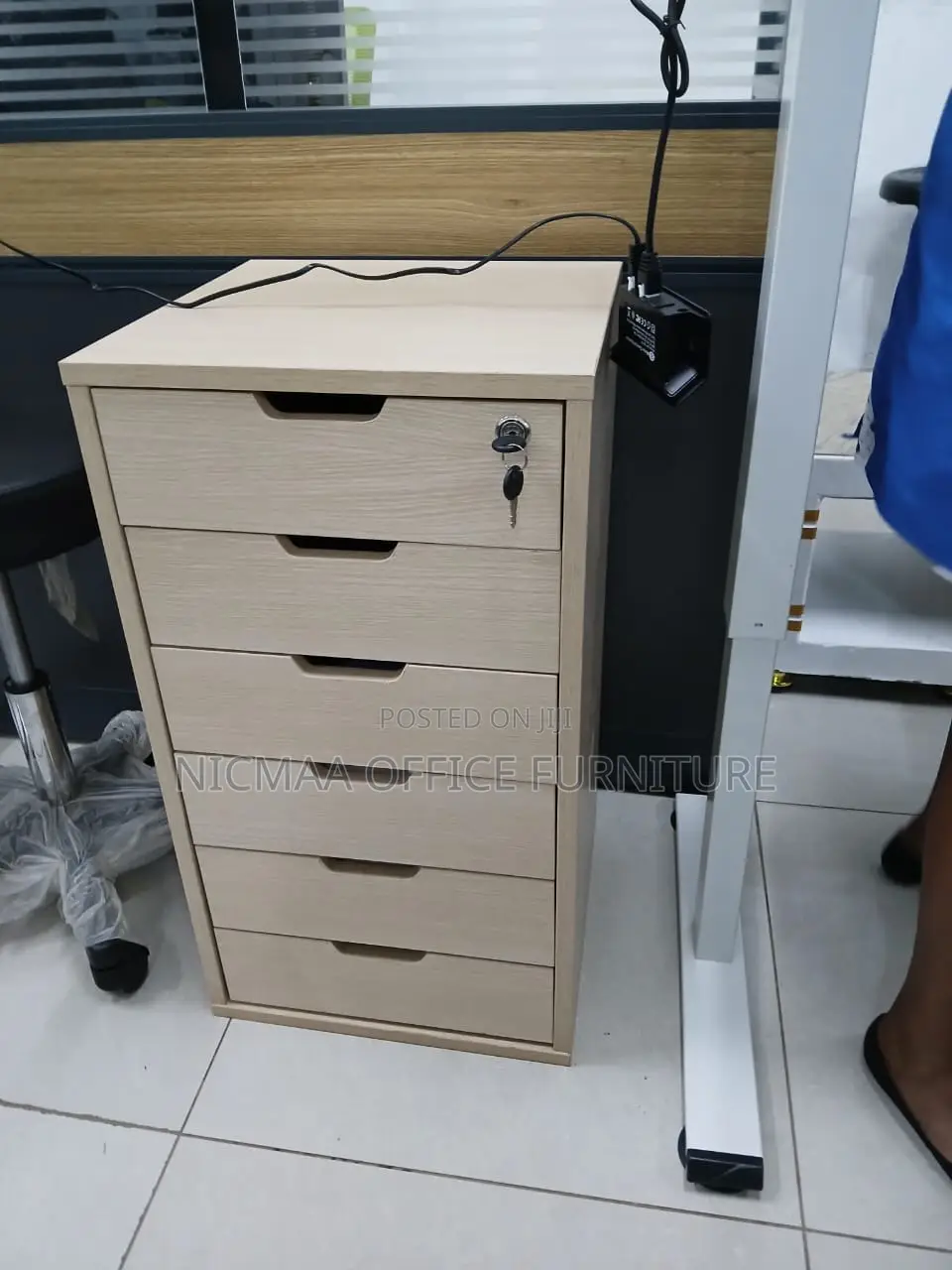 6-Drawer Sleek Storage for Modern Workspaces Cabinet