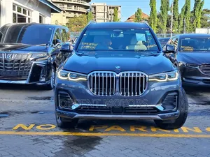 BMW X7 xDrive50i 2020 Gray