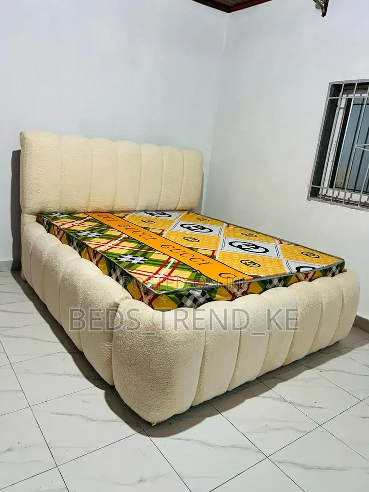 Complete Fancy 5 by 6 Bubble Bed