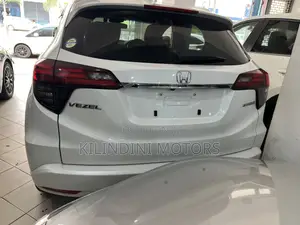 Honda Vezel 2019 White
